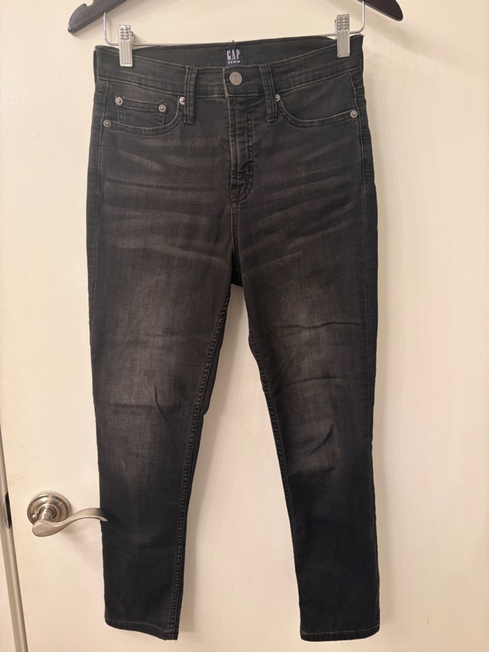 GAP True Skinny Jeans in Washed Black